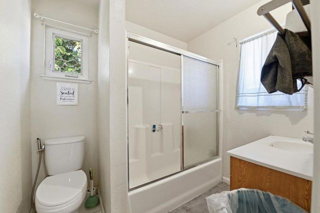 2115 University Avenue, Mountain View, CA 94040