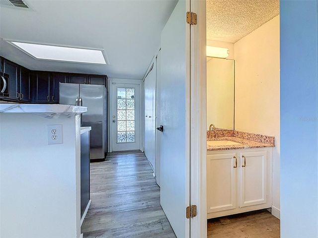 6601 121ST AVENUE J, Largo, FL 33773