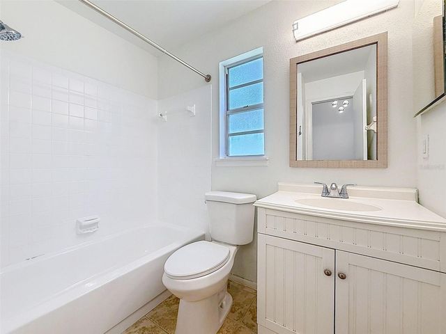 6601 121ST AVENUE J, Largo, FL 33773