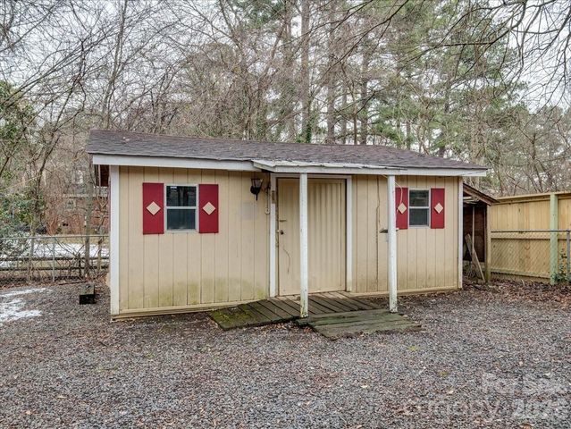 10925 Osprey Drive, Charlotte, NC 28226