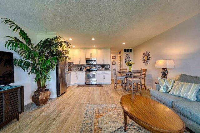 5208 NE 24th Terrace F314, Fort Lauderdale, FL 33308