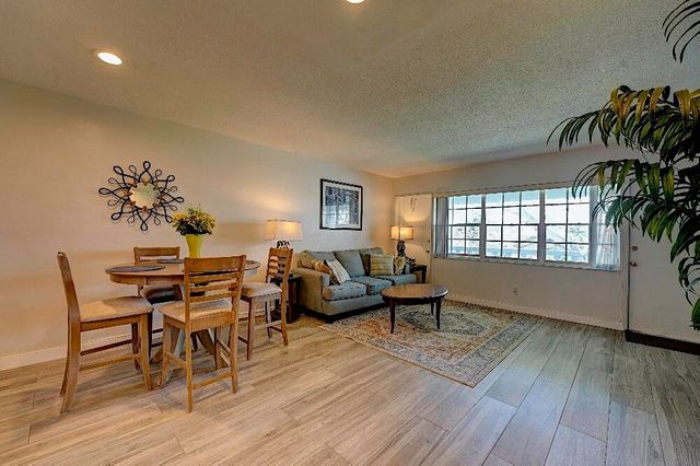 5208 NE 24th Terrace F314, Fort Lauderdale, FL 33308