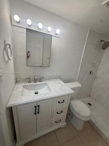 1875 W 56th St 109, Hialeah, FL 33012