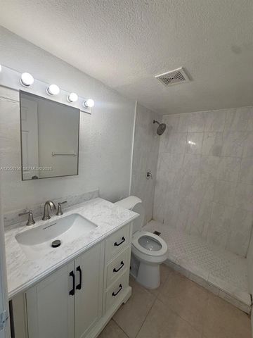 1875 W 56th St 109, Hialeah, FL 33012