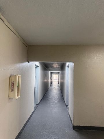 1875 W 56th St 109, Hialeah, FL 33012