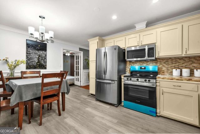 2570 Spring Drive SE, Smyrna, GA 30080