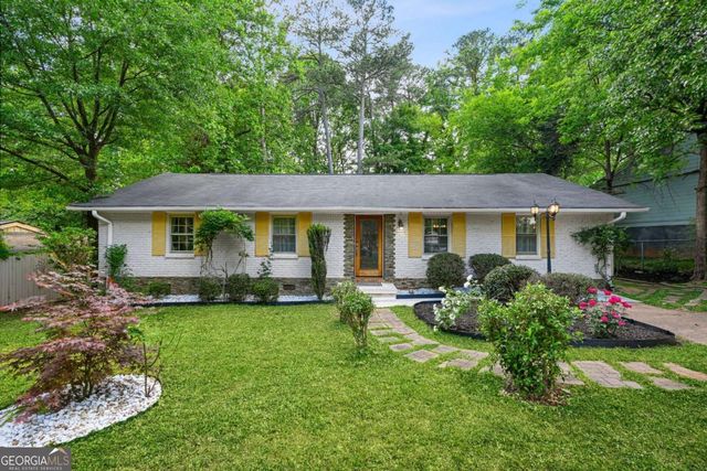 2570 Spring Drive SE, Smyrna, GA 30080