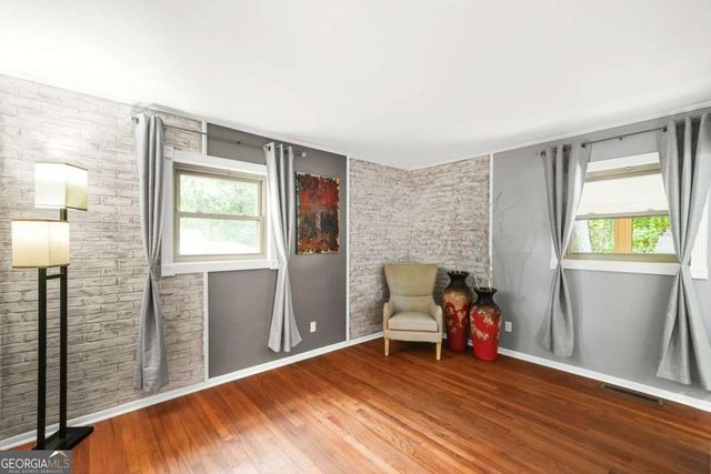 2570 Spring Drive SE, Smyrna, GA 30080