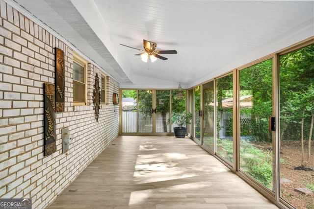 2570 Spring Drive SE, Smyrna, GA 30080