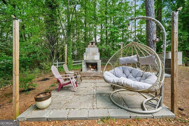 2570 Spring Drive SE, Smyrna, GA 30080