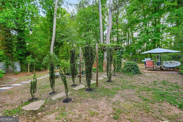 2570 Spring Drive SE, Smyrna, GA 30080