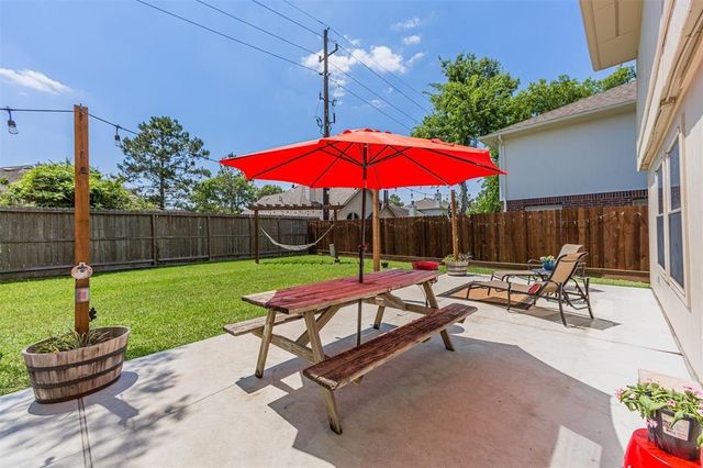 17106 Summer Hollow Drive, Sugar Land, TX 77498