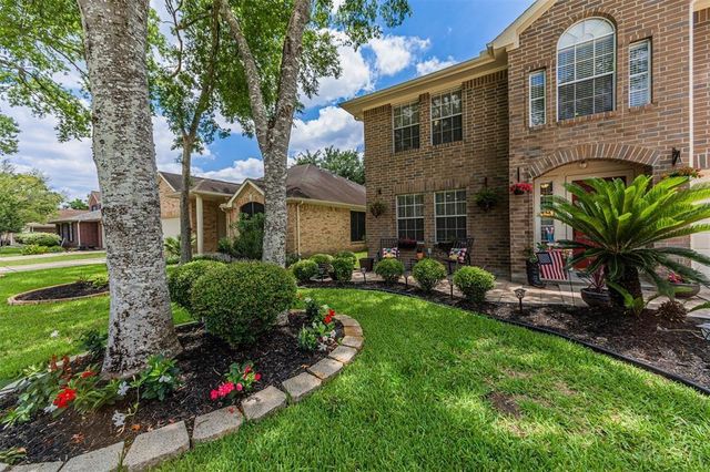 17106 Summer Hollow Drive, Sugar Land, TX 77498