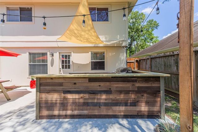 17106 Summer Hollow Drive, Sugar Land, TX 77498