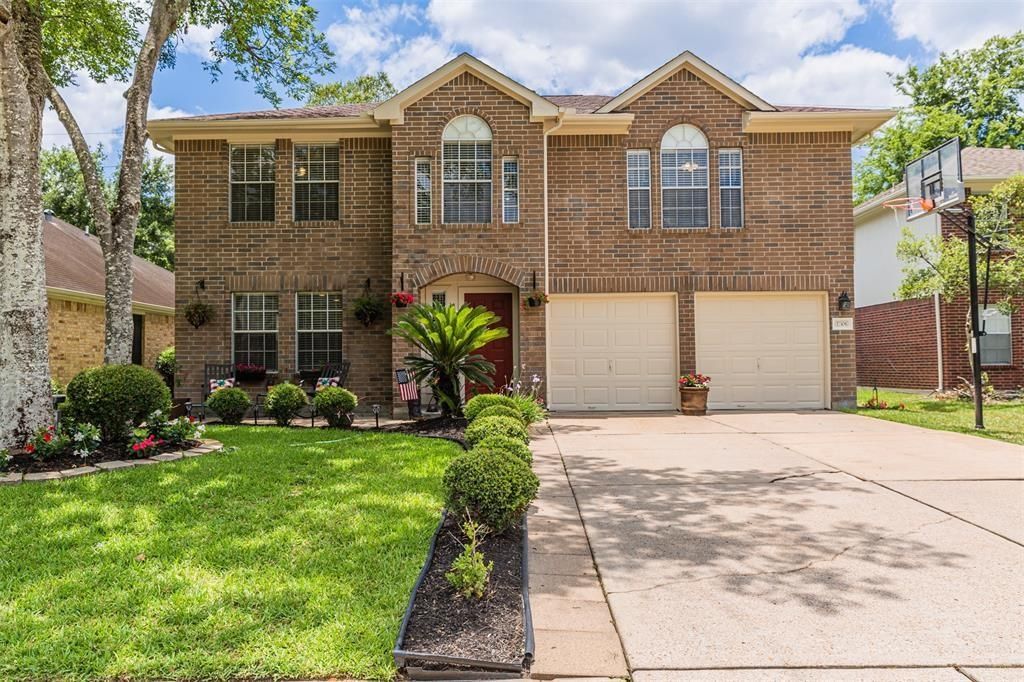 17106 Summer Hollow Drive, Sugar Land, TX 77498