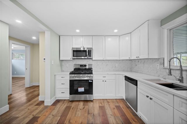 3586 South Park Road, Bethel Park, PA 15102