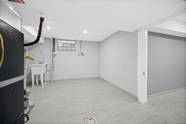 3586 South Park Road, Bethel Park, PA 15102