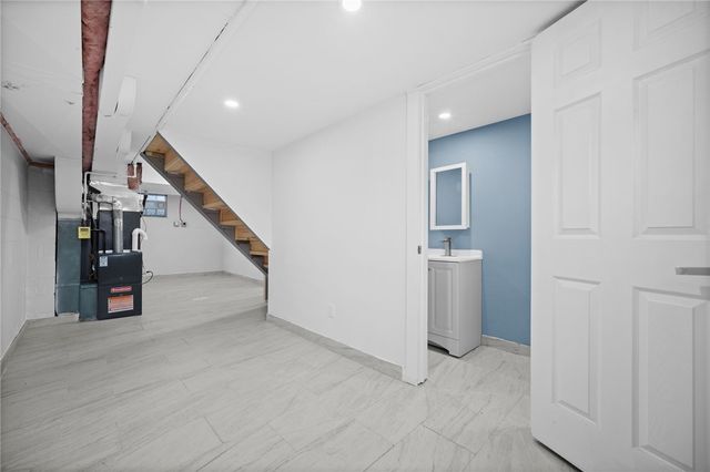 3586 South Park Road, Bethel Park, PA 15102