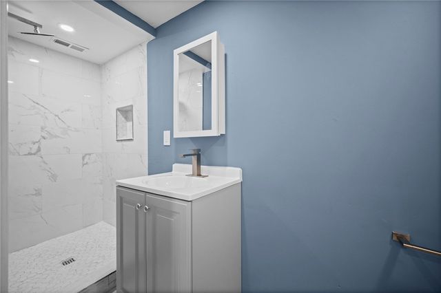 3586 South Park Road, Bethel Park, PA 15102