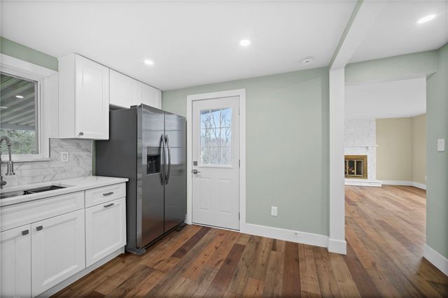 3586 South Park Road, Bethel Park, PA 15102