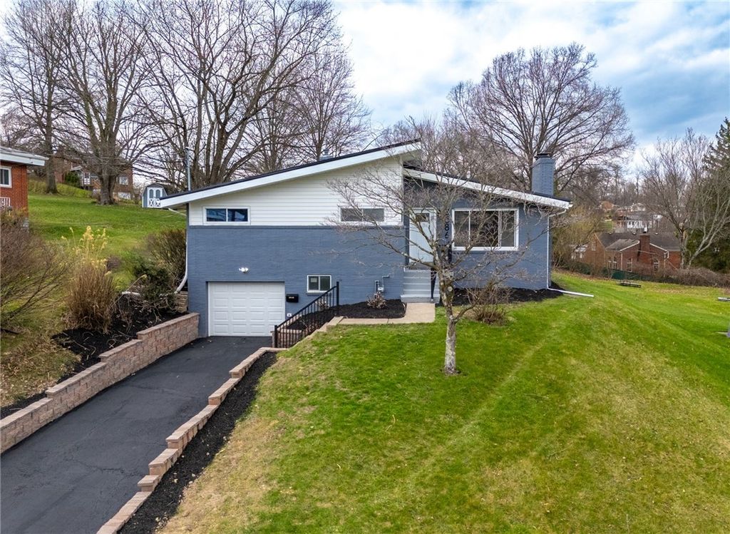 3586 South Park Road, Bethel Park, PA 15102