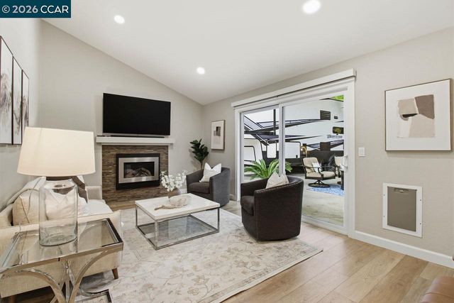 3068 Montevideo Dr, San Ramon, CA 94583