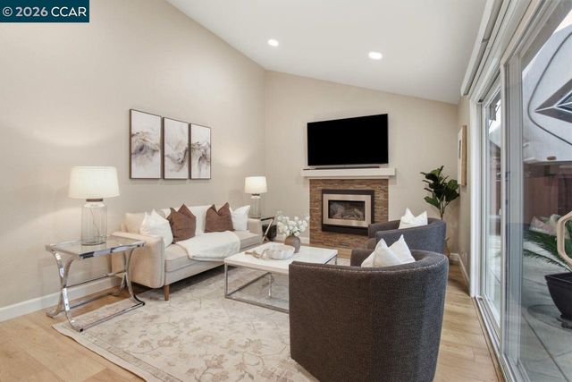 3068 Montevideo Dr, San Ramon, CA 94583