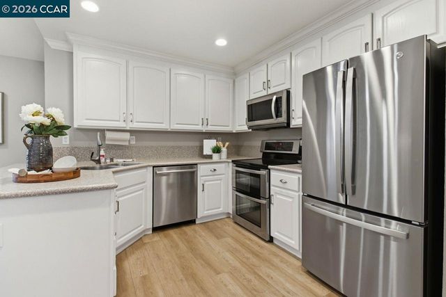 3068 Montevideo Dr, San Ramon, CA 94583