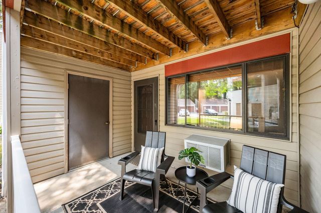 350 Shelard Parkway 106, Saint Louis Park, MN 55426