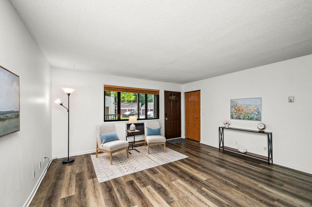 350 Shelard Parkway 106, Saint Louis Park, MN 55426