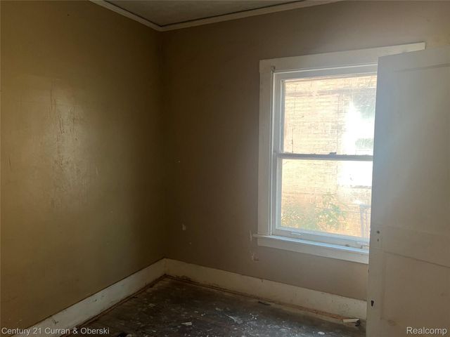 47 W Arizona Street, Detroit, MI 48203