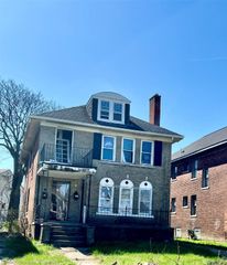 47 W Arizona Street, Detroit, MI 48203