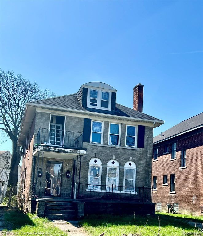 47 W Arizona Street, Detroit, MI 48203