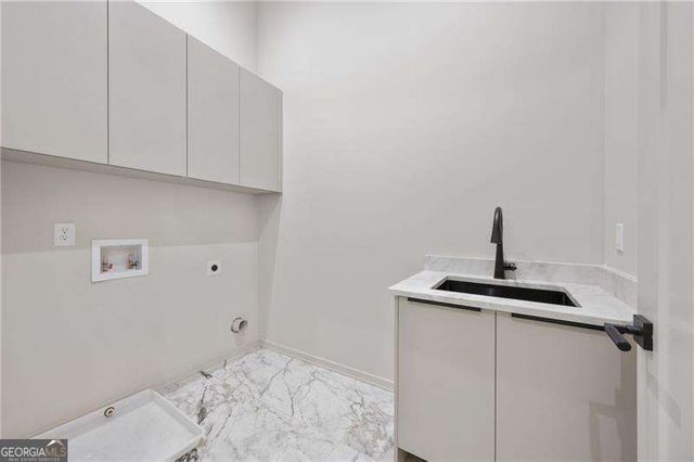 633 Pauley Place, Sandy Springs, GA 30328