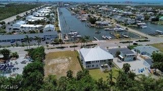 12070 Siesta DR, Fort Myers Beach, FL 33931
