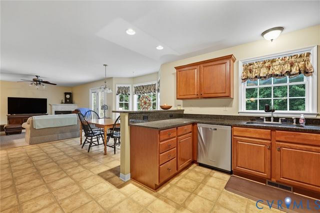 3420 Osborne Rd, Chester, VA 23831