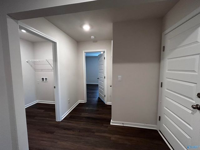 9946 Sequoyah Cove Drive SE, Owens Cross Roads, AL 35763