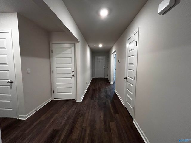 9946 Sequoyah Cove Drive SE, Owens Cross Roads, AL 35763