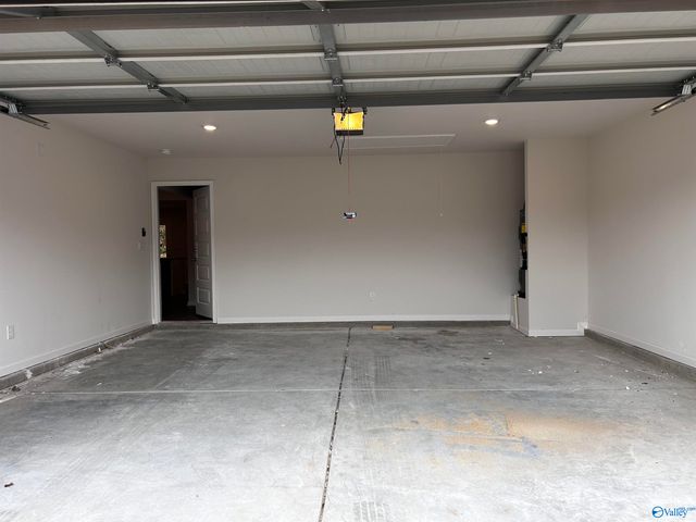 9946 Sequoyah Cove Drive SE, Owens Cross Roads, AL 35763