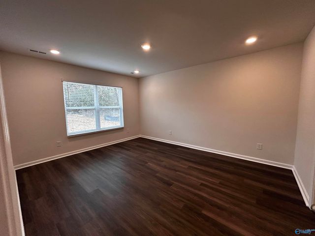 9946 Sequoyah Cove Drive SE, Owens Cross Roads, AL 35763