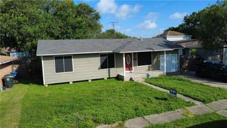 4801 Andover Dr, Corpus Christi, TX 78411