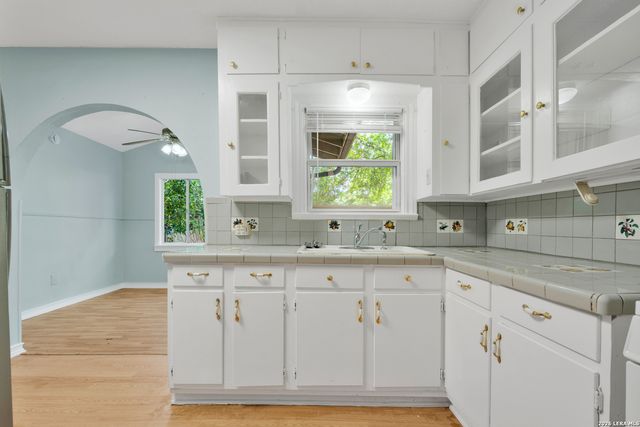 317 Frost St, San Antonio, TX 78201