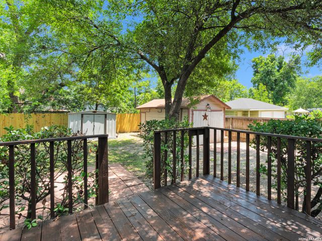 317 Frost St, San Antonio, TX 78201