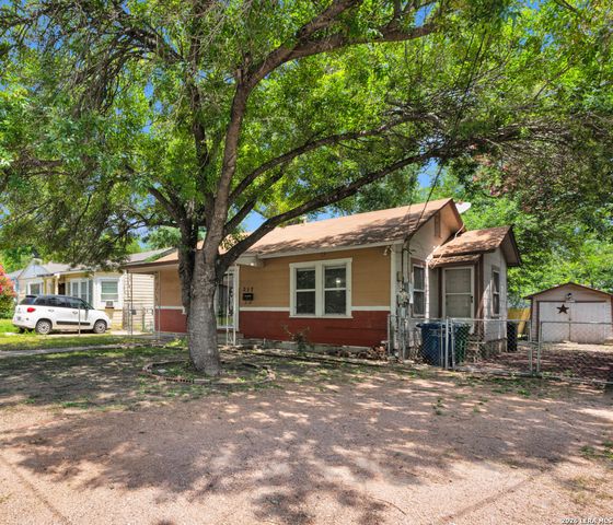 317 Frost St, San Antonio, TX 78201