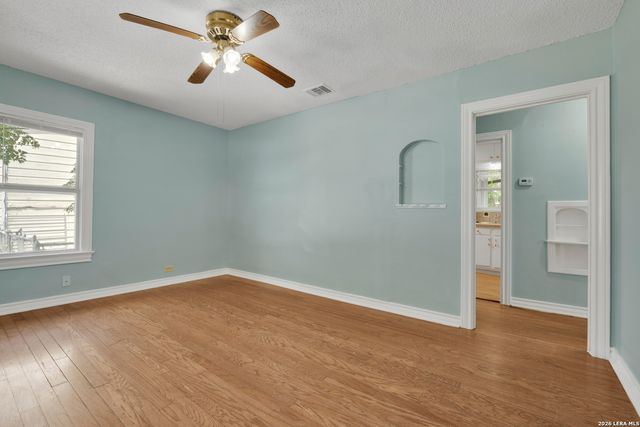 317 Frost St, San Antonio, TX 78201