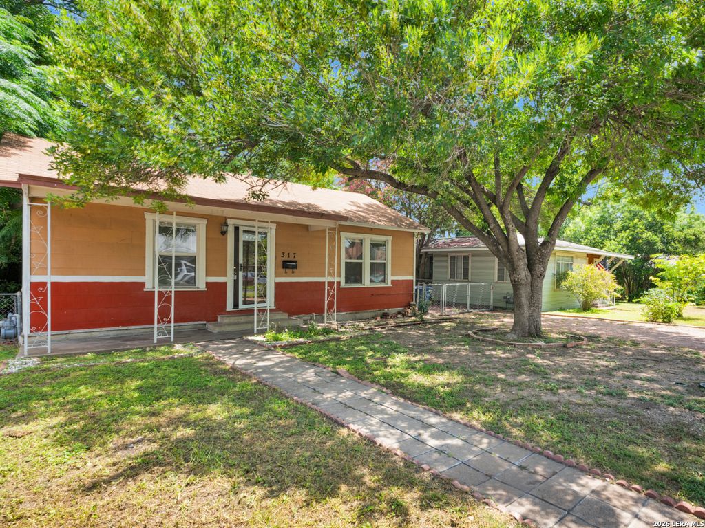 317 Frost St, San Antonio, TX 78201