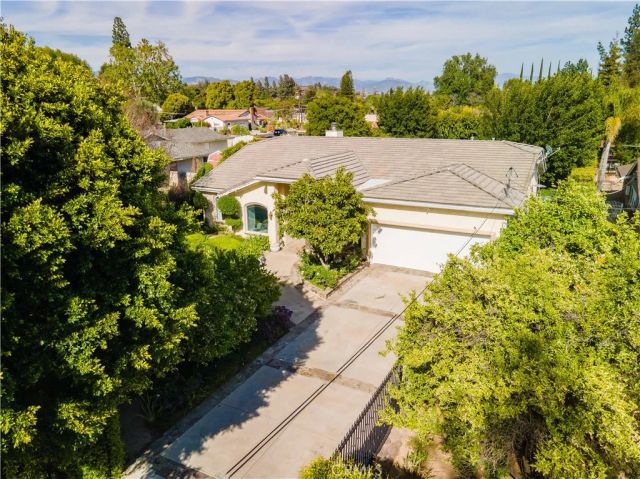 9240 Encino, Northridge, CA 91325