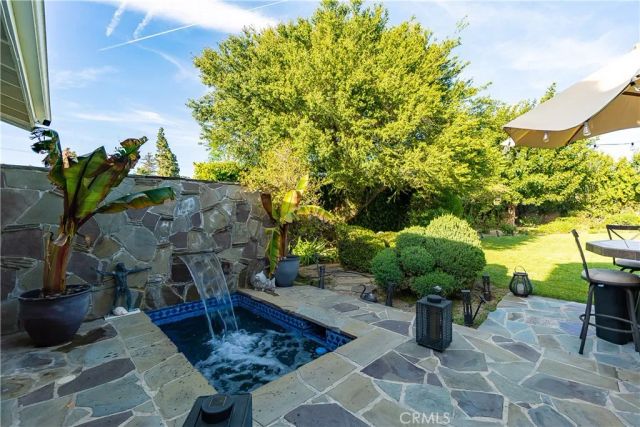 9240 Encino, Northridge, CA 91325