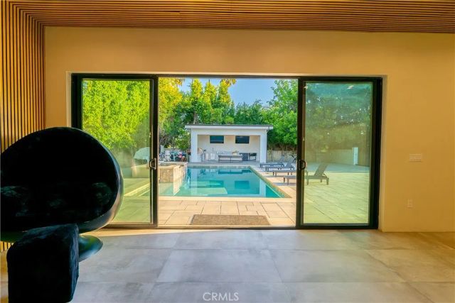 9240 Encino, Northridge, CA 91325