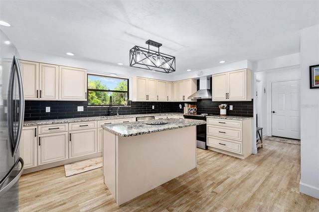 12501 NW 112TH AVENUE, Alachua, FL 32615